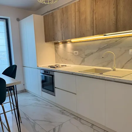 Piano Ap White * Craiova